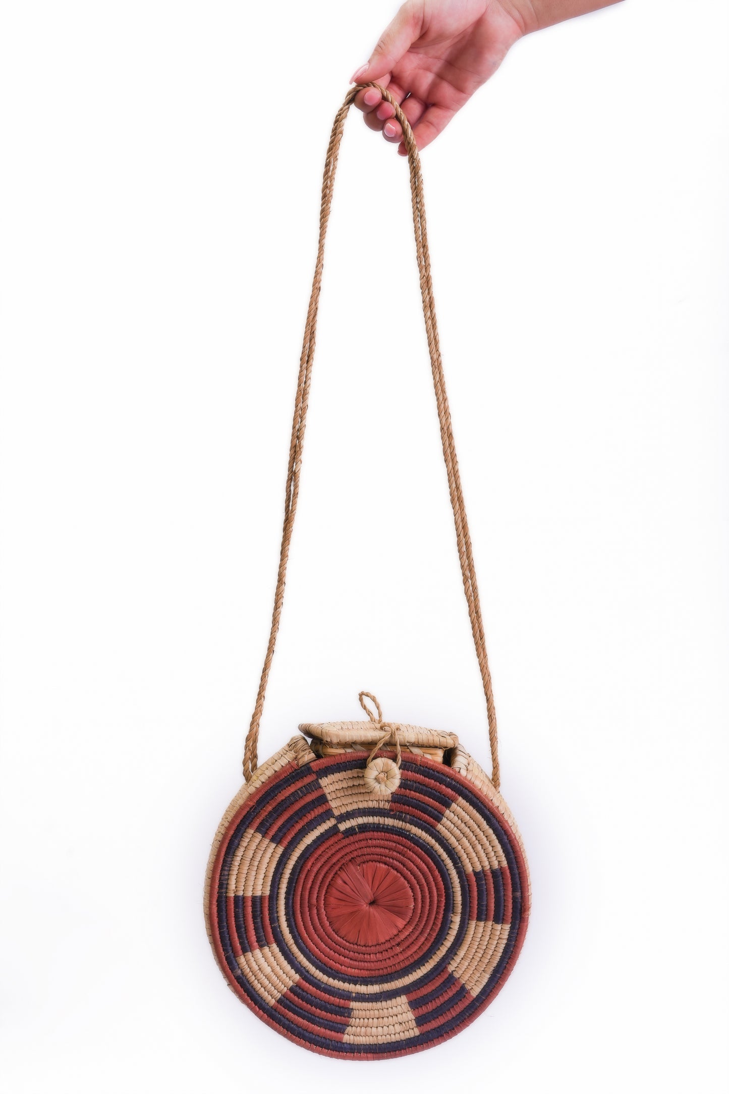 Idia: brown rattan round bag