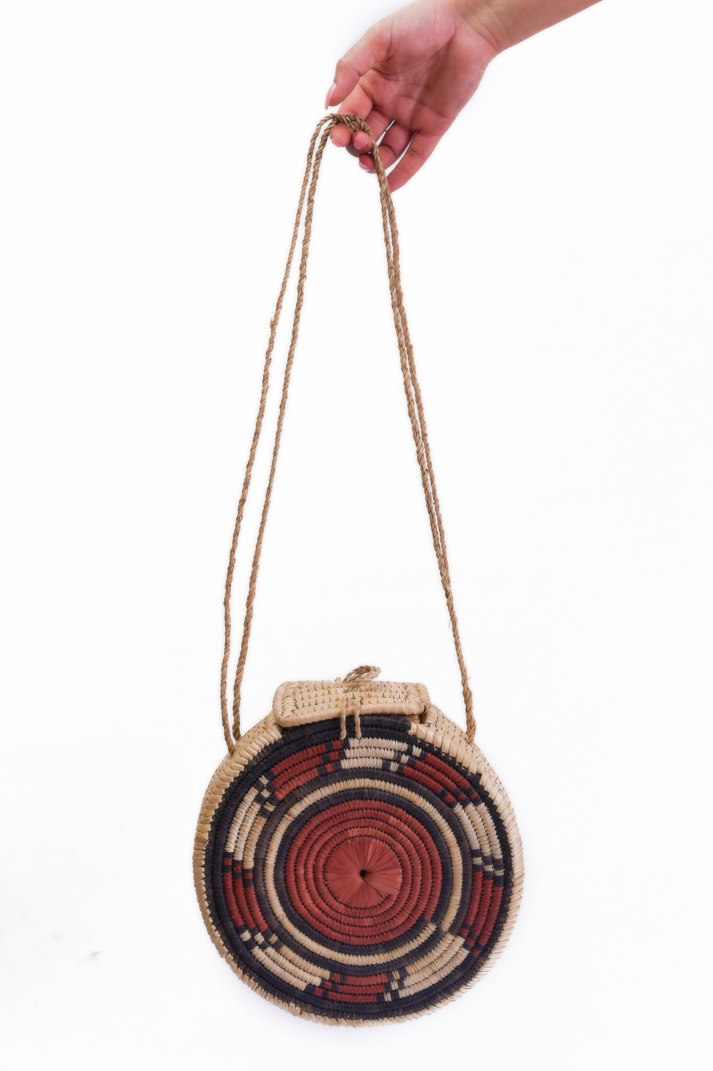Idia: brown rattan round bag