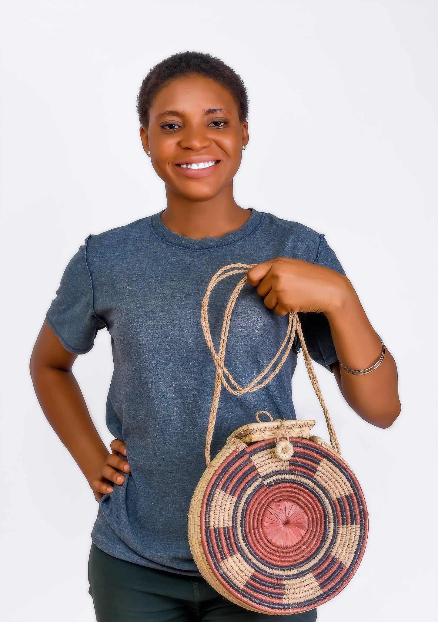 Idia: brown rattan round bag
