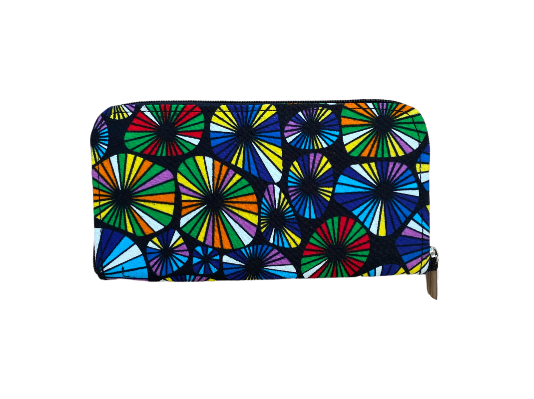 Mowo wallet, with zipper and african print details on the inside of the wallet.